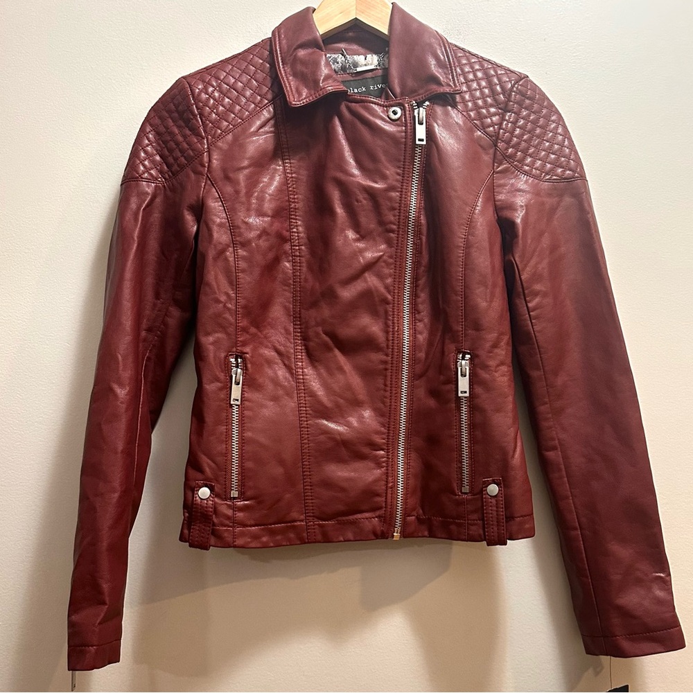 NWT Black Rivet GIII Women's Faux Vegan Leather Moto Jacket Size XS Burgundy